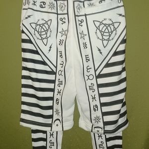 Sm Keiv board shorts w/ attached leggings,